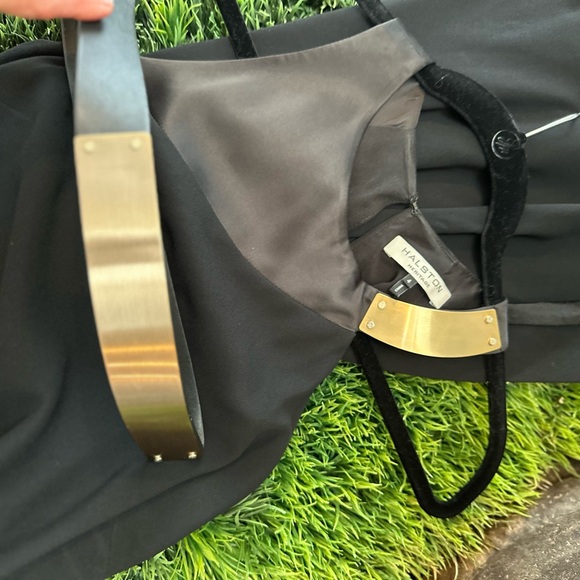 Halston Heritage Black Long Crepe Dress with Gold Belt high slit size 4 - Picture 13 of 16